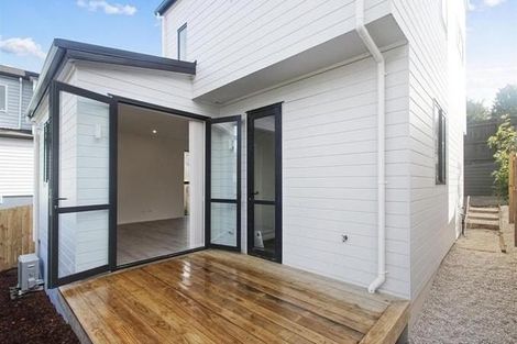 Photo of property in 21c Andrew Road, Howick, Auckland, 2010