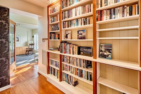 Photo of property in 42 Brighton Street, Island Bay, Wellington, 6023