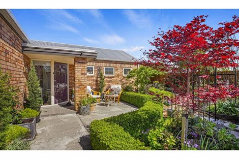 Photo of property in 8 Gerald Beattie Lane, Rangiora, 7400