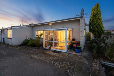 Photo of property in 133e Macandrew Road, South Dunedin, Dunedin, 9012