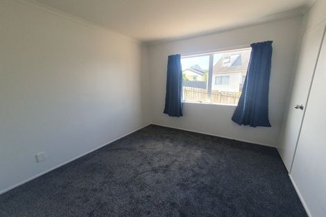 Photo of property in 1/43 Solveig Place, Randwick Park, Auckland, 2105
