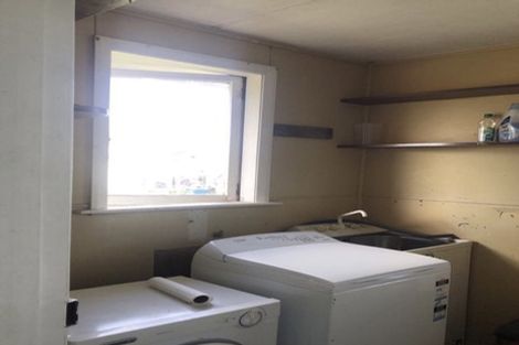 Photo of property in 2 Sutton Place, Hawera, 4610