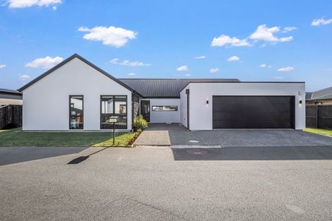 Photo of property in 14 Coupling Close, Prebbleton, 7604
