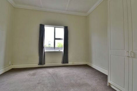 Photo of property in 64 Hargest Crescent, Saint Kilda, Dunedin, 9012