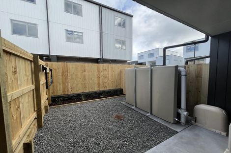 Photo of property in 6 Ngae Place, Mangere East, Auckland, 2024