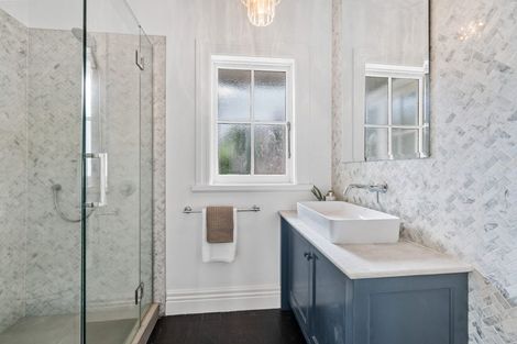 Photo of property in 2 Calliope Road, Devonport, Auckland, 0624