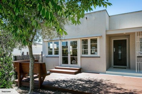 Photo of property in 33 Avondale Road, Taradale, Napier, 4112