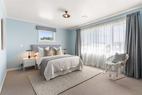 Photo of property in 1/10 Raines Avenue, Forrest Hill, Auckland, 0620