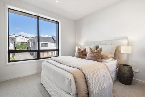 Photo of property in 15b Windlass Street, Long Bay, Auckland, 0630