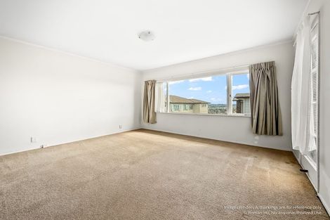 Photo of property in 519a East Coast Road, Murrays Bay, Auckland, 0630