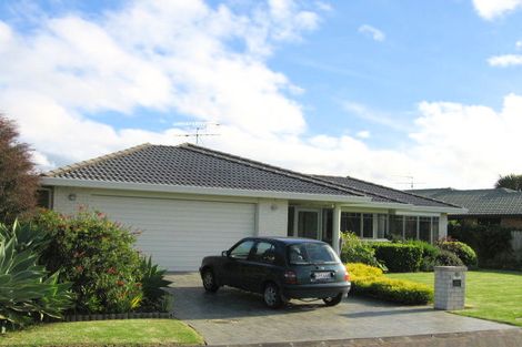 Photo of property in 5 Judd Place, Orewa, 0931