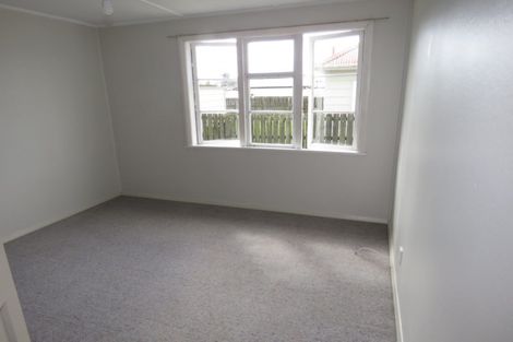 Photo of property in 8 Colvin Street, Westport, 7825