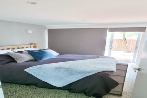 Photo of property in 2/83 Hinemoa Street, Birkenhead, Auckland, 0626