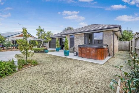 Photo of property in 29 Raleigh Avenue, Fairview Downs, Hamilton, 3214