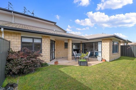 Photo of property in 16/64 Kawaha Point Road, Kawaha Point, Rotorua, 3010