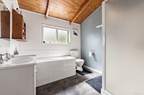 Photo of property in 51b Pleasant Road, Glen Eden, Auckland, 0602