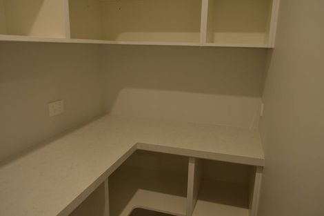 Photo of property in 18 Mckay Close, Frimley, Hastings, 4120