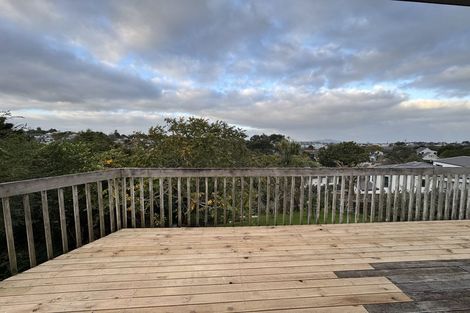 Photo of property in 26 Weldene Avenue, Glenfield, Auckland, 0629