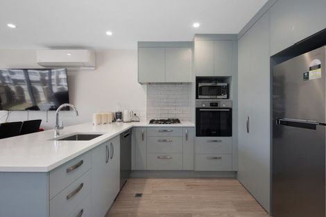 Photo of property in 29 Comber Place, Johnsonville, Wellington, 6037