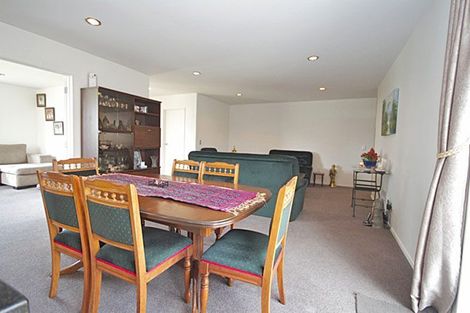 Photo of property in 10 Te Ironui Place, Huntington, Hamilton, 3210