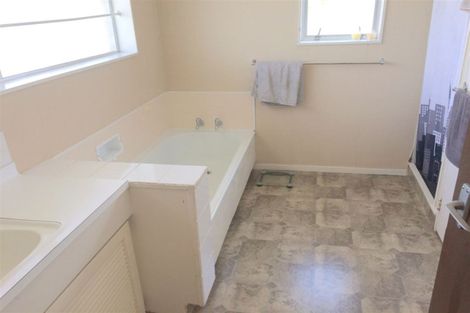 Photo of property in 5 Jonathon Street, Brookfield, Tauranga, 3110