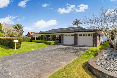 Photo of property in 7 Zenith Place, Conifer Grove, Takanini, 2112