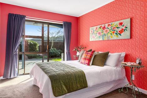 Photo of property in 7 Observatory Close, Whitby, Porirua, 5024