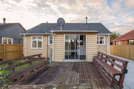 Photo of property in 26 Rowcliffe Crescent, Avonside, Christchurch, 8061