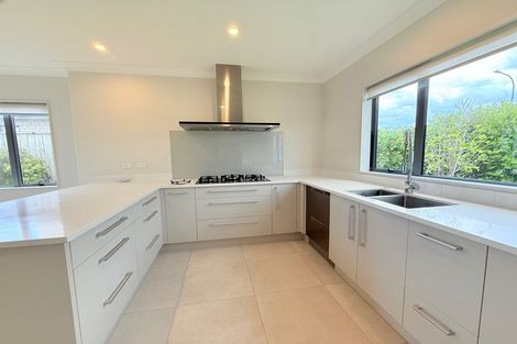 Photo of property in 6 Appaloosa Street, Karaka, Papakura, 2113