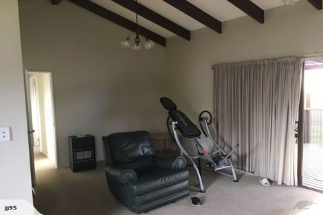 Photo of property in 2/279 Main South Road, Hornby, Christchurch, 8042