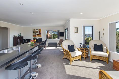 Photo of property in 1 Ludlow Place, Pukekohe, 2120