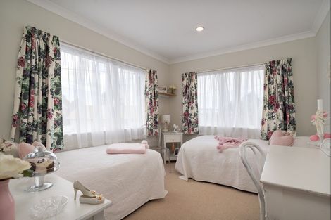 Photo of property in 42a Cambridge Terrace, Masterton, 5810