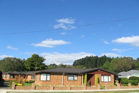 Photo of property in 2f1- Exchange Street, Ebdentown, Upper Hutt, 5018