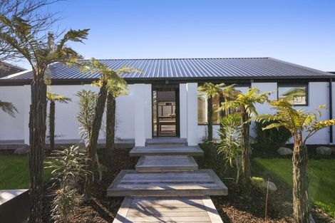 Photo of property in 19 Dunbarton Street, Redwood, Christchurch, 8051