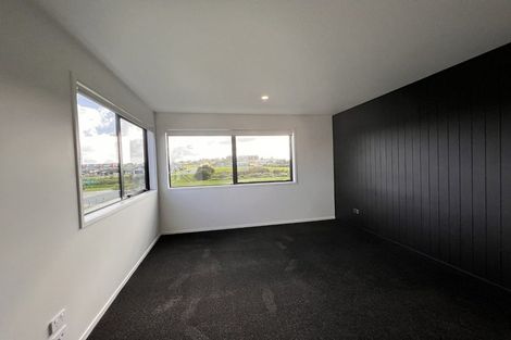 Photo of property in 33 Jutland Road, Pukekohe, 2120