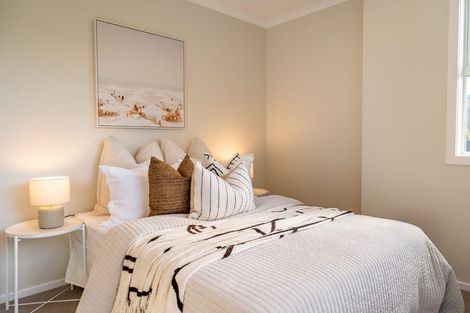 Photo of property in 70a Heretaunga Square, Silverstream, Upper Hutt, 5019