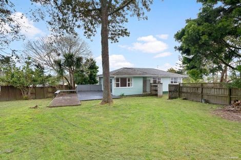 Photo of property in 27 Chislehurst Street, Henderson, Auckland, 0612