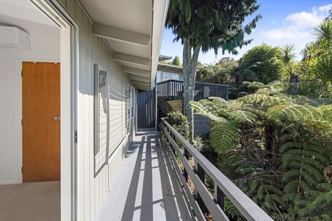 Photo of property in 1/89 Glamorgan Drive, Torbay, Auckland, 0630