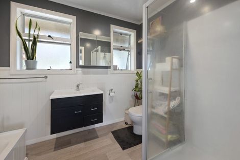 Photo of property in 22 Neil Road, Fairy Springs, Rotorua, 3015