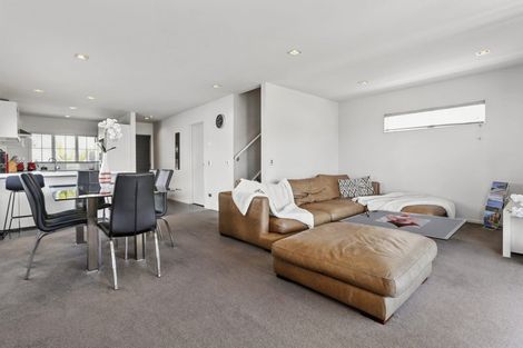 Photo of property in 5/9 Georgia Terrace, Albany, Auckland, 0632