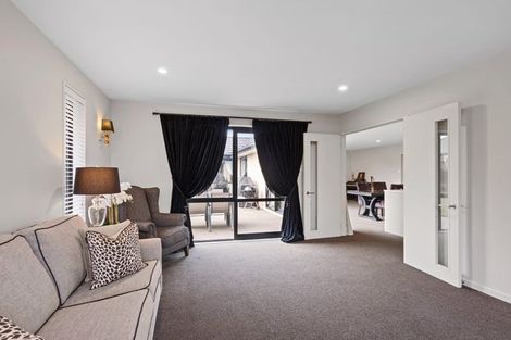 Photo of property in 18 Dunaverty Place, Broomfield, Christchurch, 8042