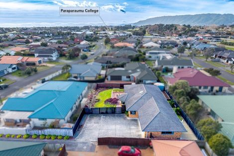 Photo of property in 36 College Drive, Paraparaumu, 5032