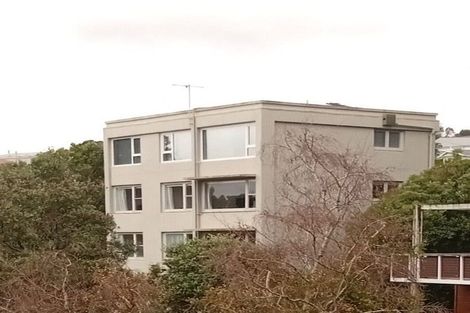 Photo of property in 61a Mortimer Terrace, Brooklyn, Wellington, 6021