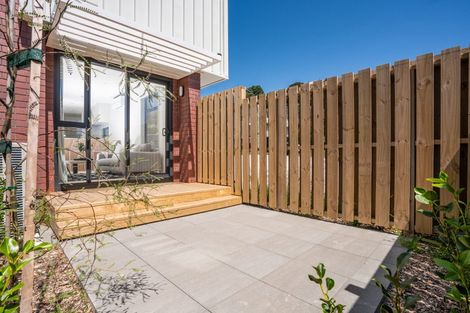 Photo of property in 65u4 Strathmore Avenue, Strathmore Park, Wellington, 6022