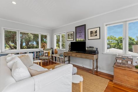 Photo of property in 1/73 Birkdale Road, Birkdale, Auckland, 0626