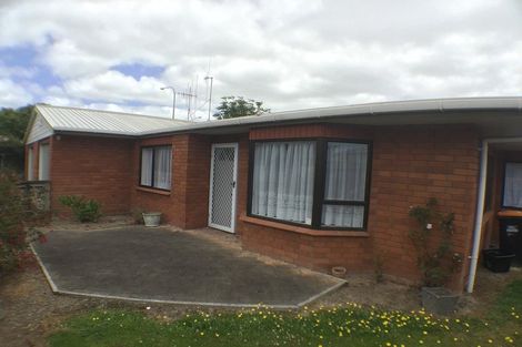 Photo of property in 2/455 Ferguson Street, Palmerston North, 4410