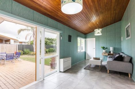 Photo of property in 9 Harpham Street, Taradale, Napier, 4112