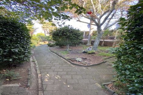 Photo of property in 2/214 Bleakhouse Road, Mellons Bay, Auckland, 2014