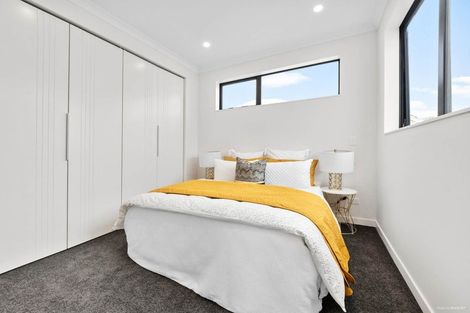 Photo of property in 5/31 Hill Crescent, New Lynn, Auckland, 0600