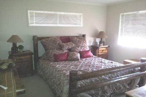 Photo of property in 49 Totara Views Drive, Red Beach, 0932